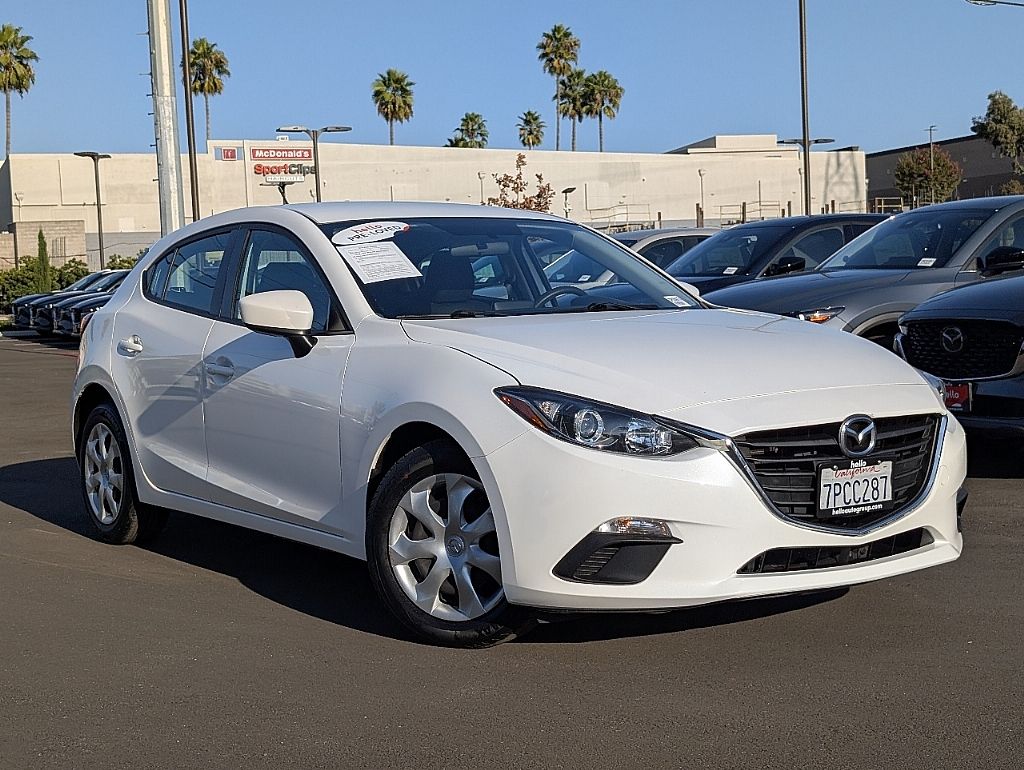 2016 Mazda Mazda3 i Sport photo 2