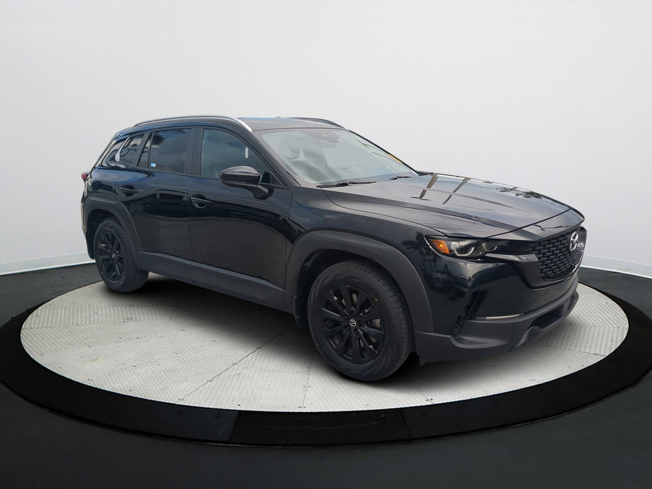 2023 Mazda CX-50 2.5 Preferred Plus photo 2