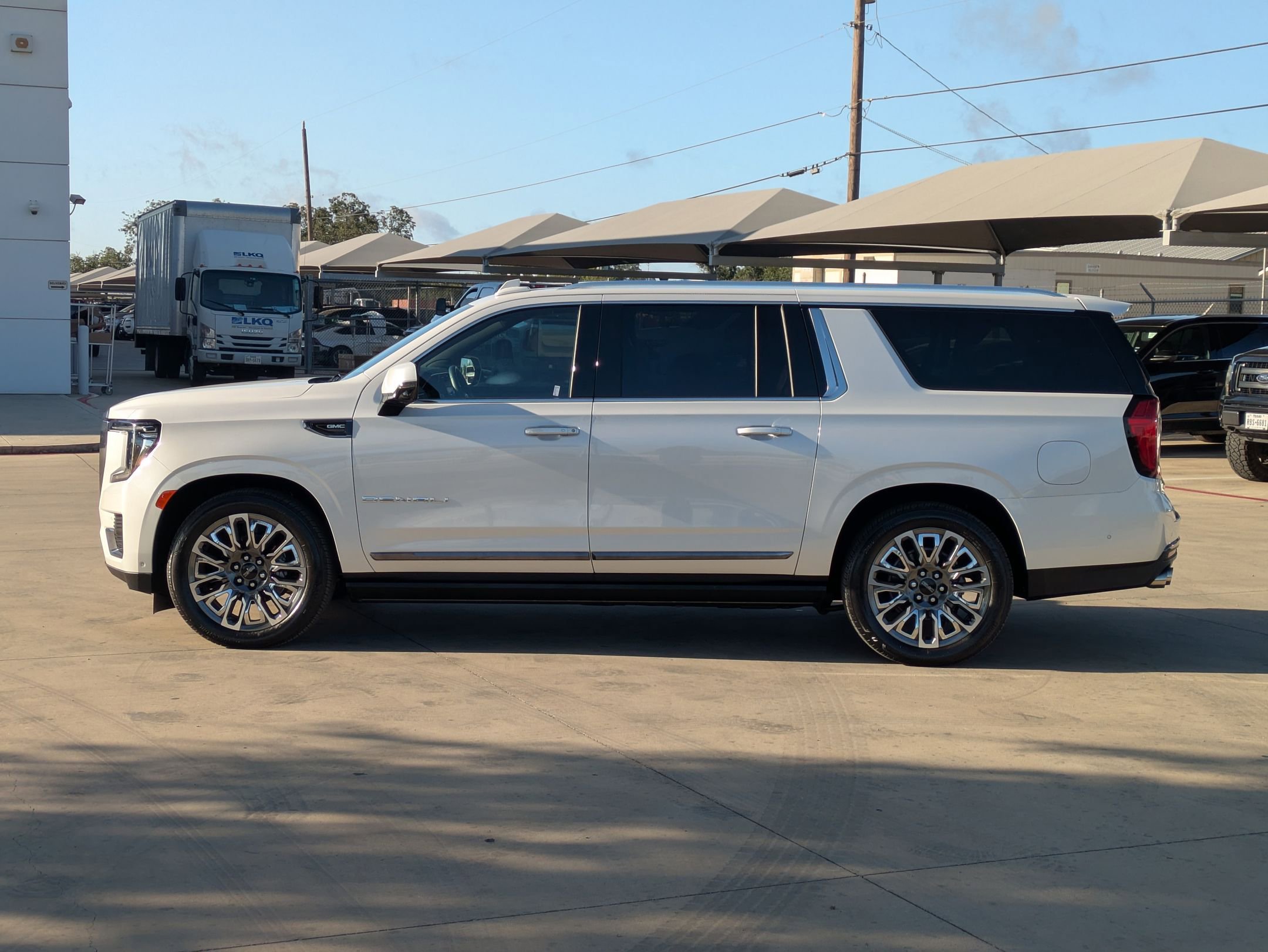 2024 Gmc Yukon XL Denali Ultimate photo 6