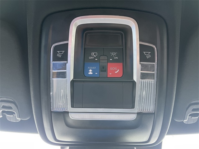 Used 2024 White Ram Laramie image 26