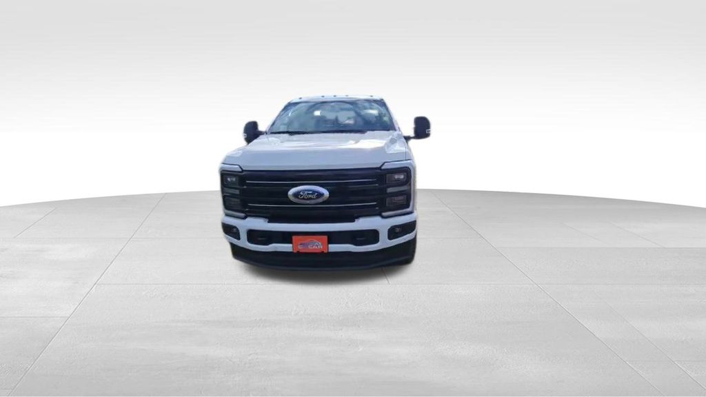 2026 Ford F-350 Platinum photo 3