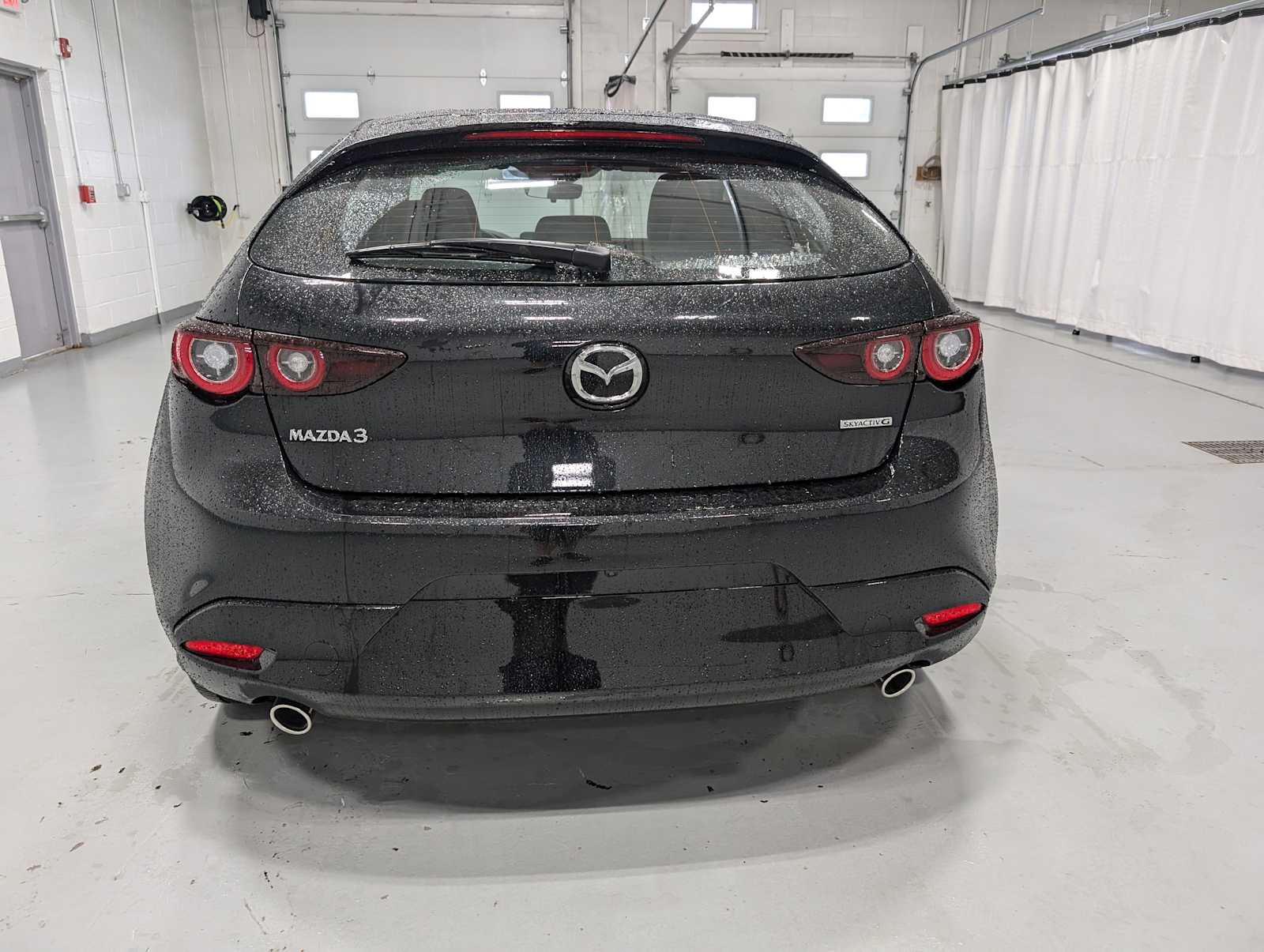 2025 Mazda Mazda3 Hatchback 2.5 s Preferred photo 8