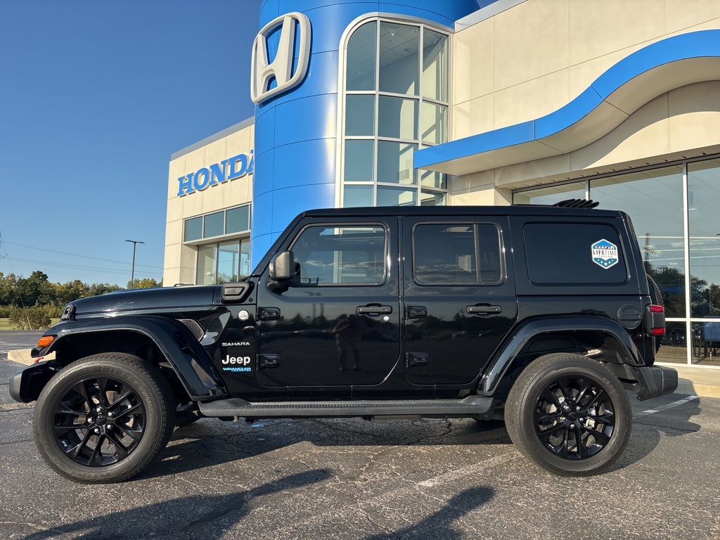 2021 Jeep Wrangler Unlimited Sahara 4xe photo 2