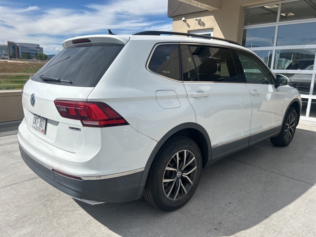2020 Volkswagen Tiguan SE photo 2