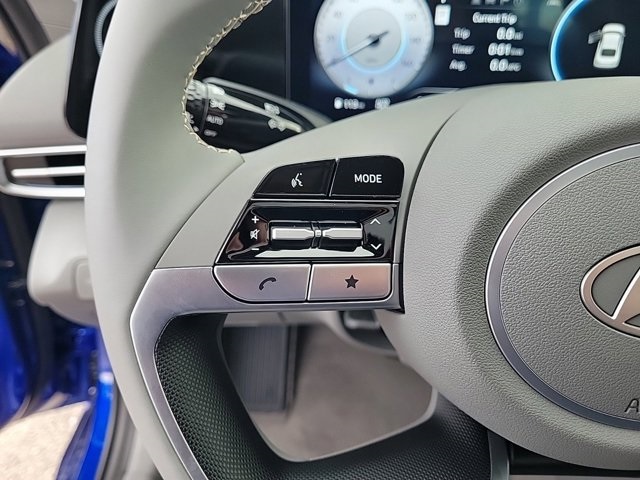 2025 Hyundai Elantra SEL Convenience photo 19