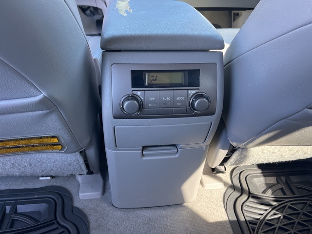 2010 Toyota Highlander Limited photo 14