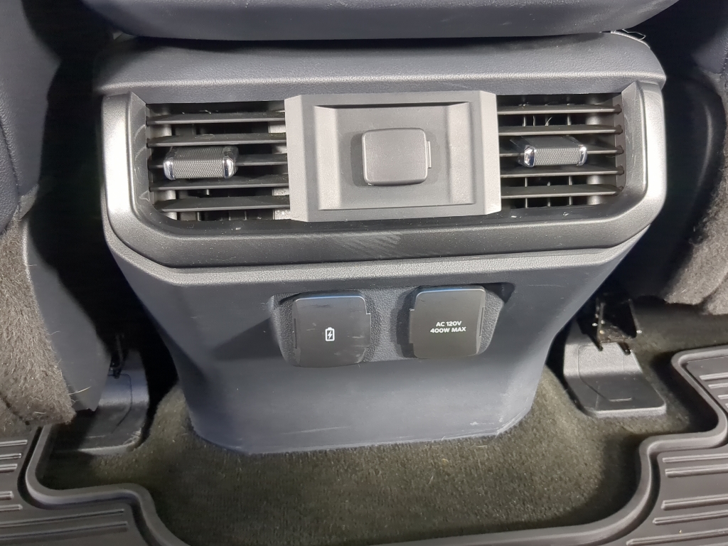 2022 Ford F-150 Lariat photo 24