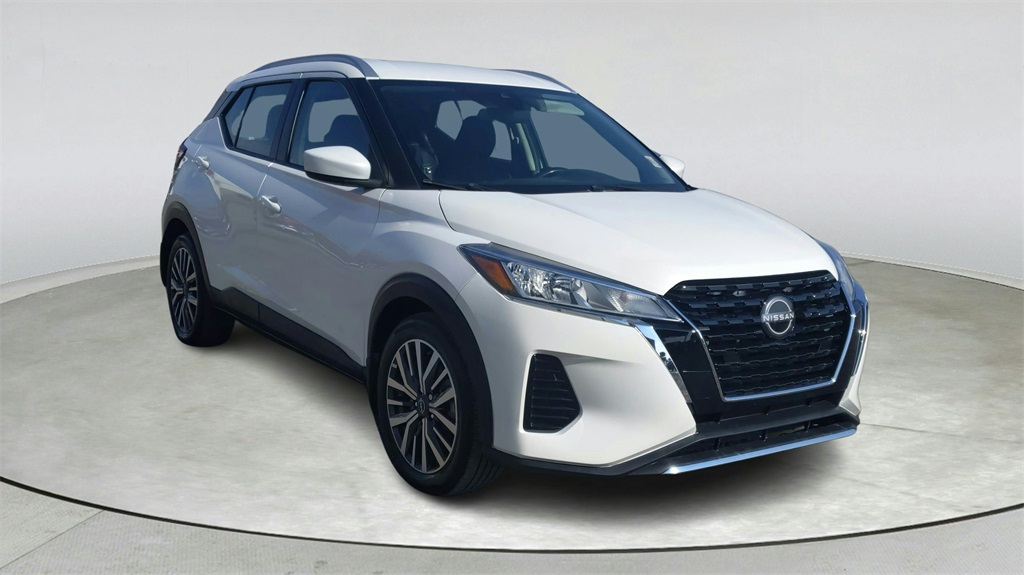 2022 Nissan Kicks SV's photo