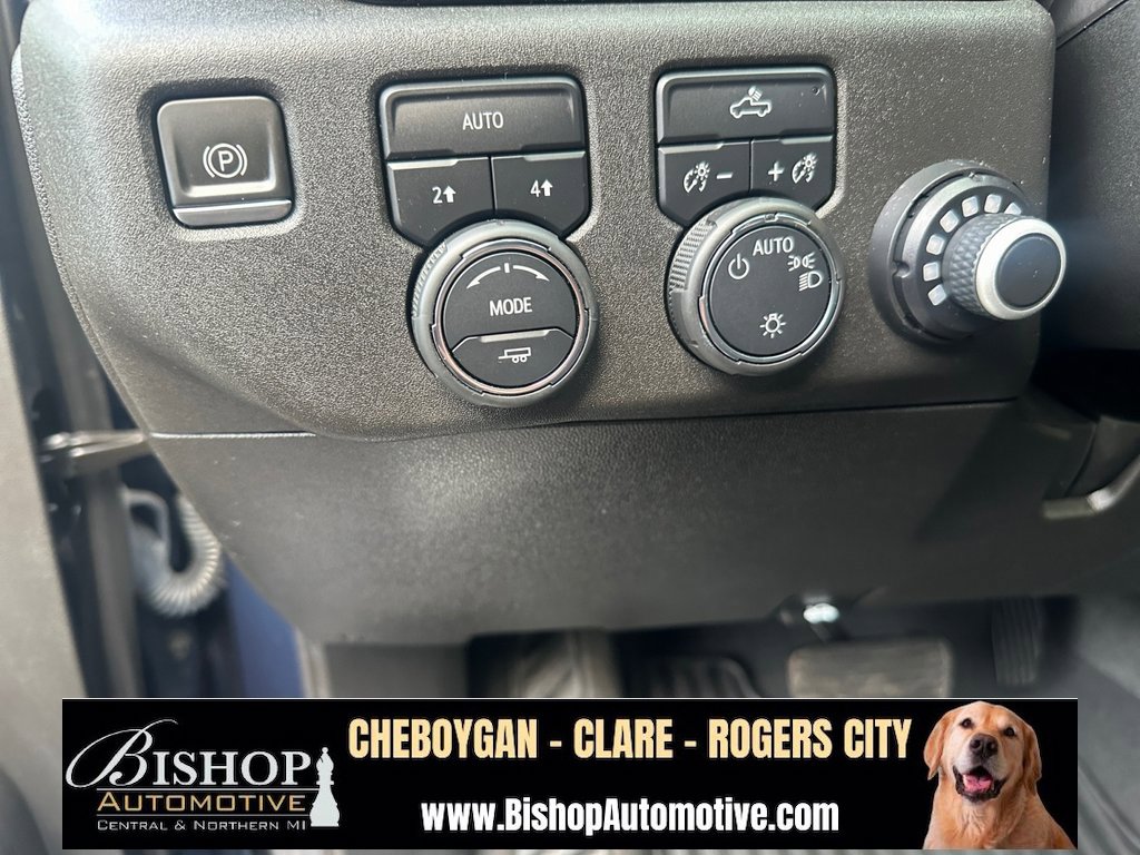 2023 Chevrolet Silverado 1500 LT photo 25