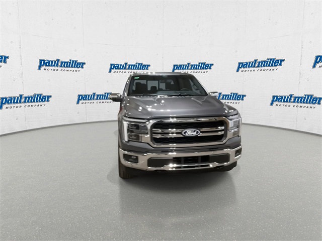 2025 Ford F-150 Lariat photo 3