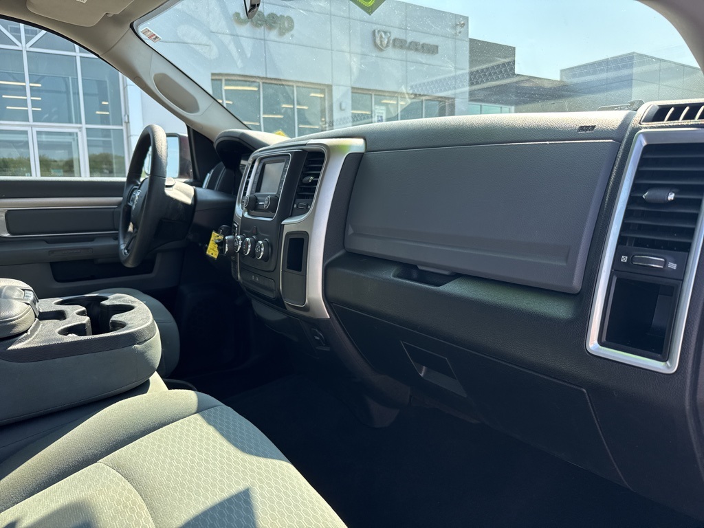2019 Ram 1500 Classic SLT photo 24