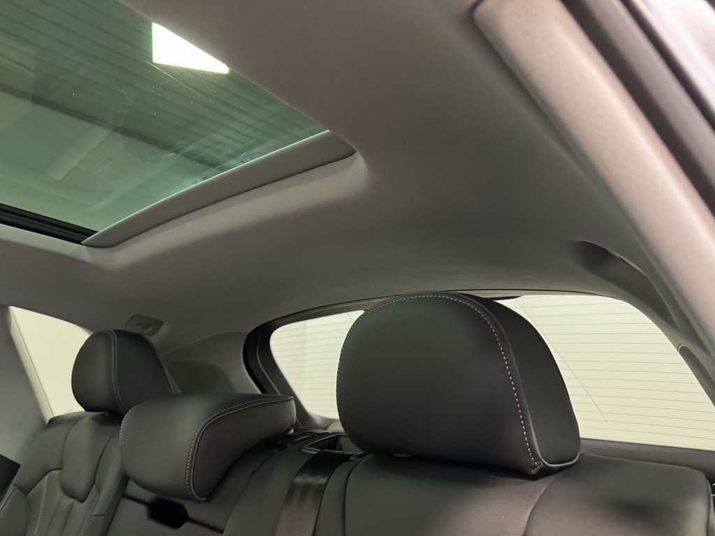 2024 Audi Q5 45 S line Premium photo 8
