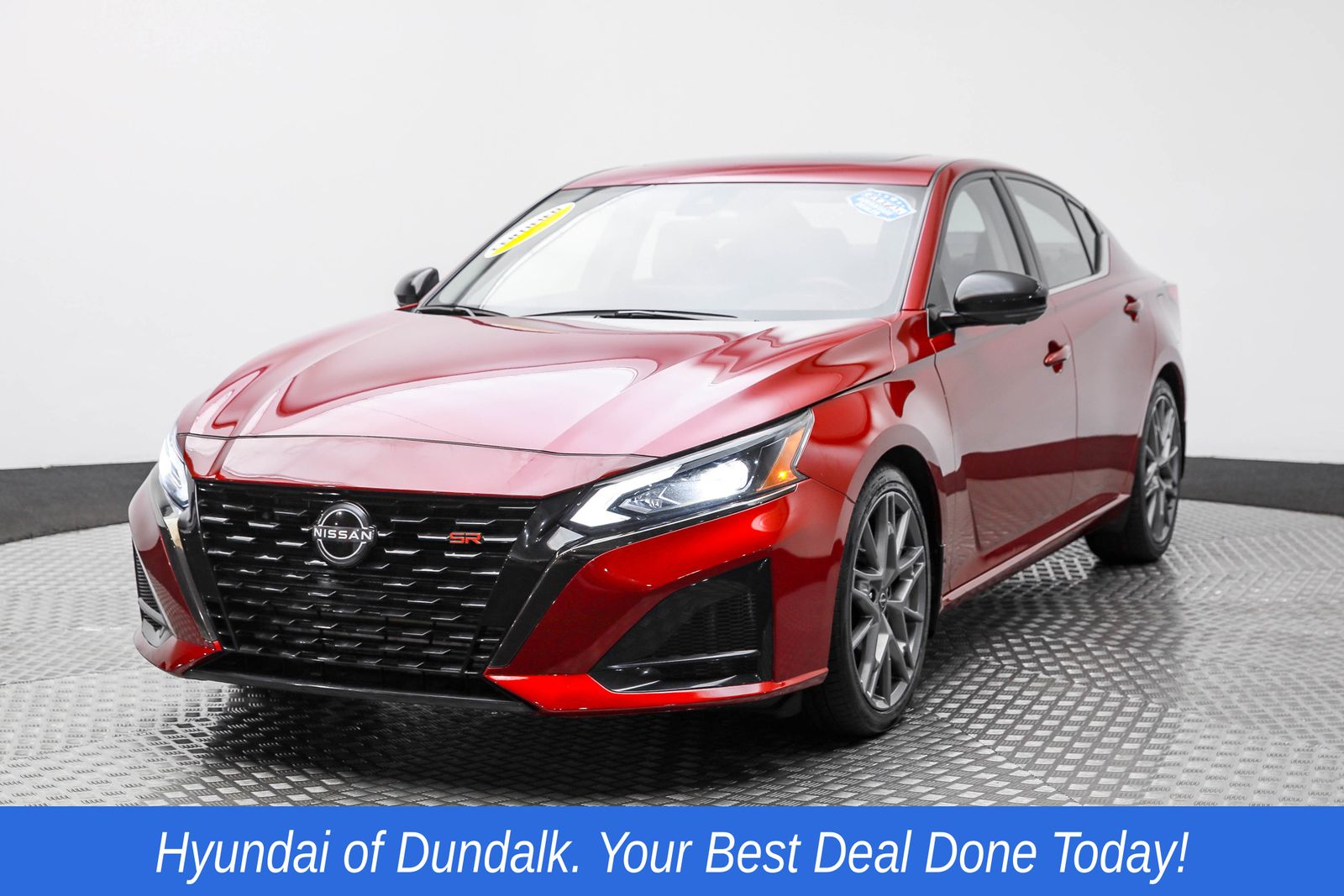 2023 Nissan Altima SR