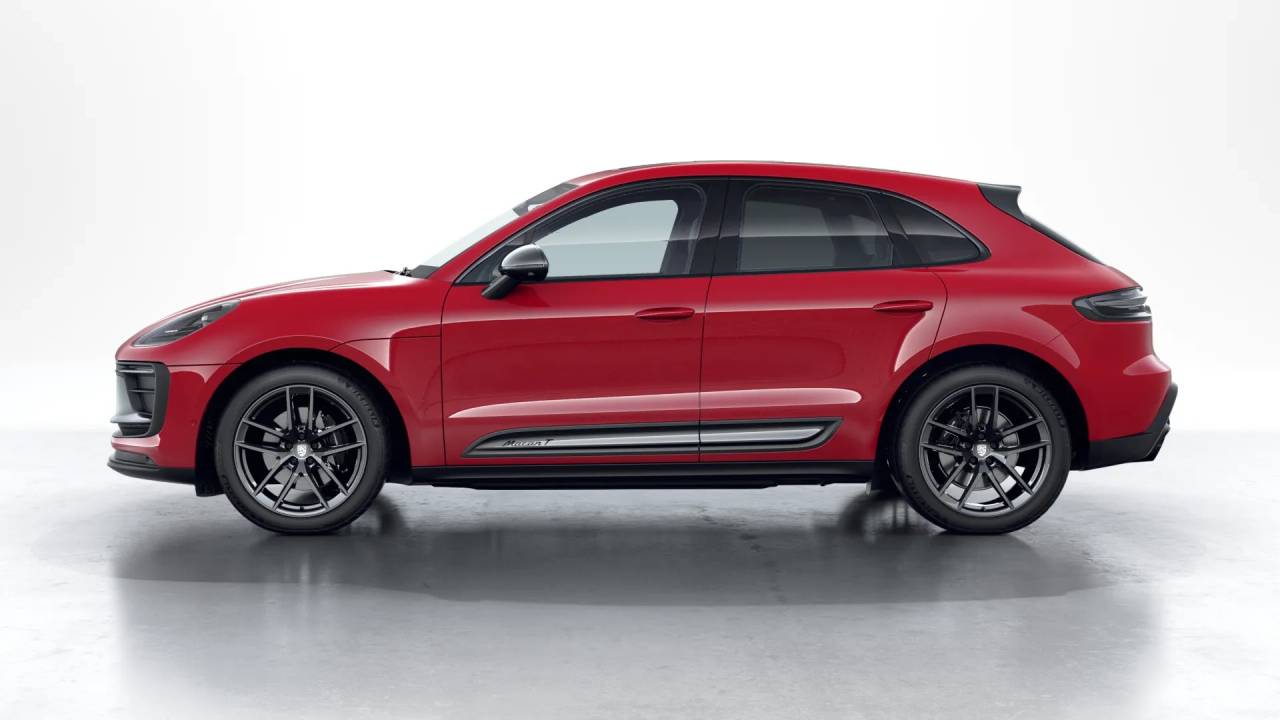 2026 Porsche Macan T photo 2