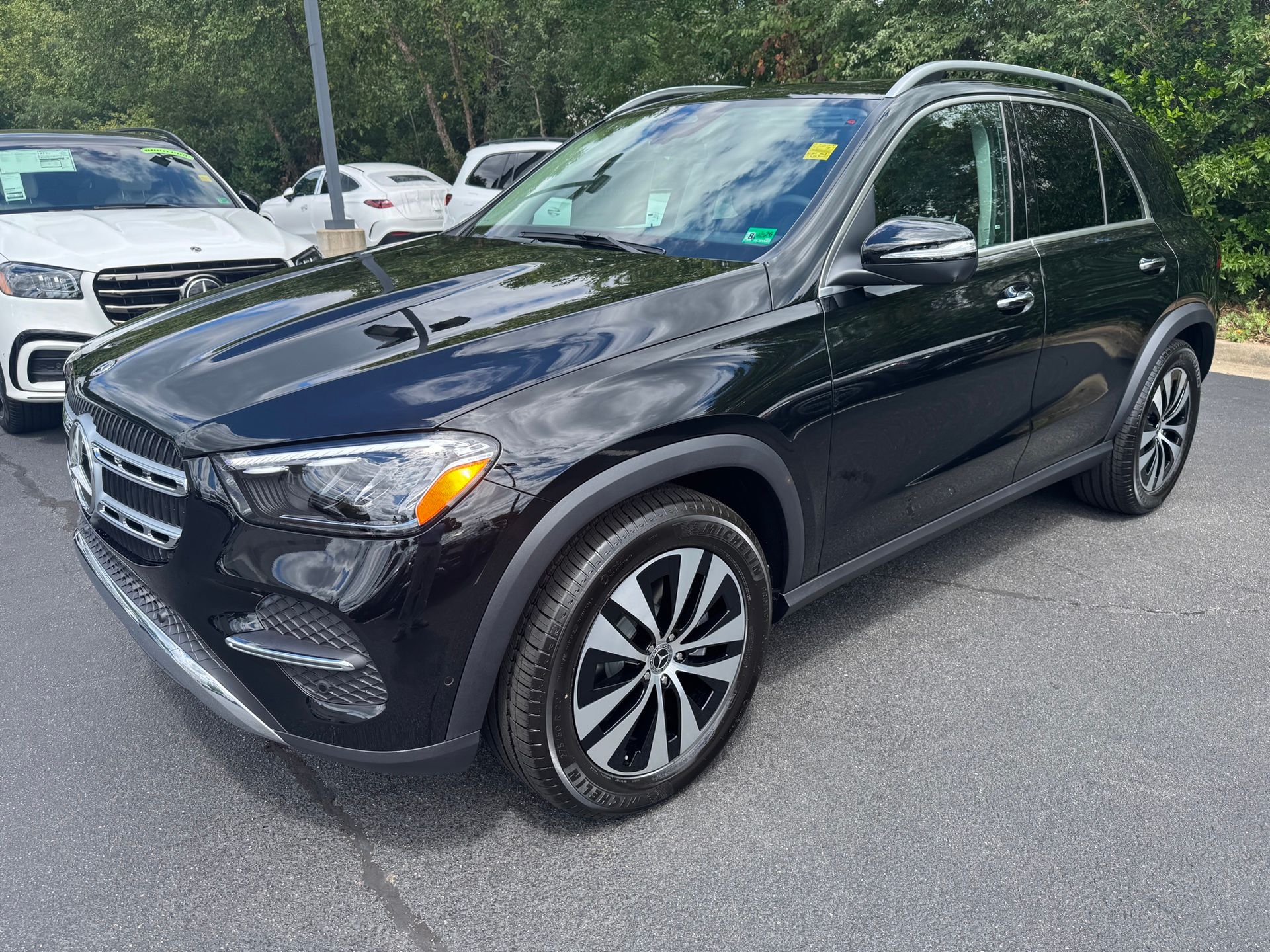 2026 Mercedes Benz GLE 350 4MATIC photo 2