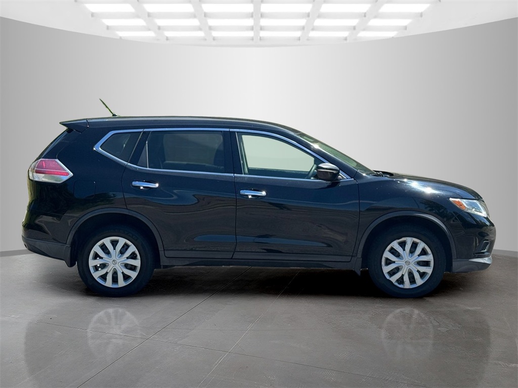 2015 Nissan Rogue S photo 6