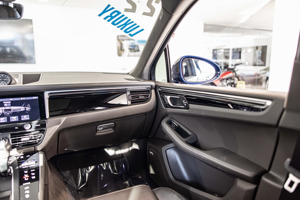 2022 PORSCHE MACAN - Image 37