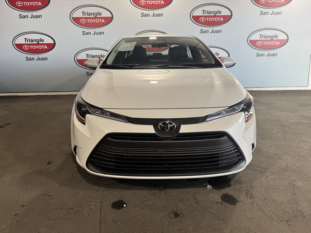 2025 Toyota Corolla XSE photo 2