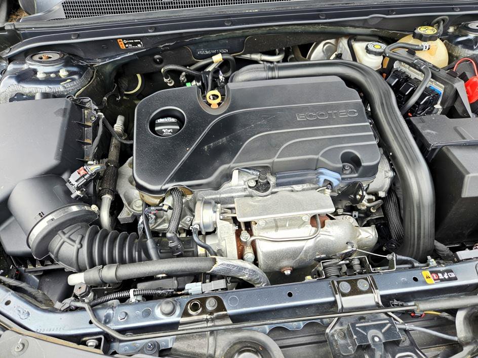 2019 Chevrolet Malibu LS photo 16