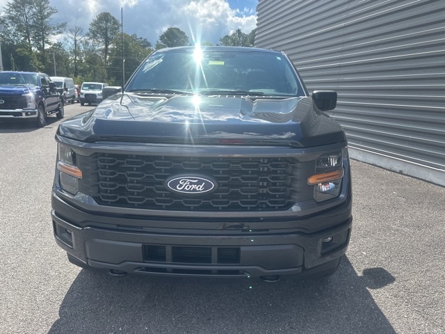 2025 Ford F-150 STX photo 4
