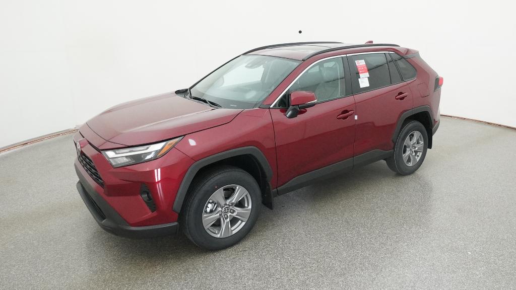 2025 Toyota RAV4 XLE's photo