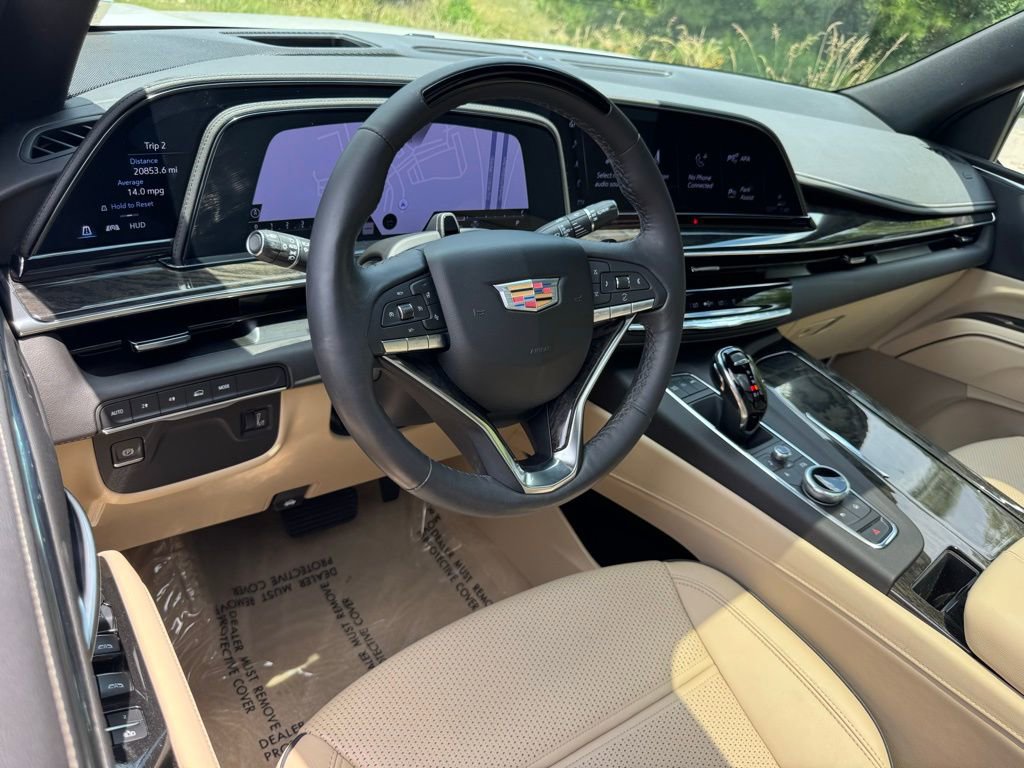 2024 Cadillac Escalade ESV Premium Luxury photo 3