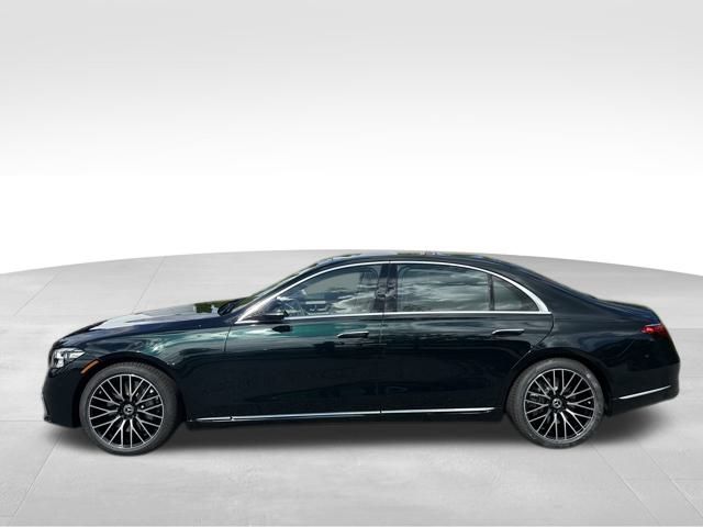 2026 Mercedes Benz S 580 4MATIC photo 2