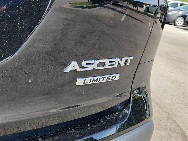2025 Subaru Ascent Limited photo 3