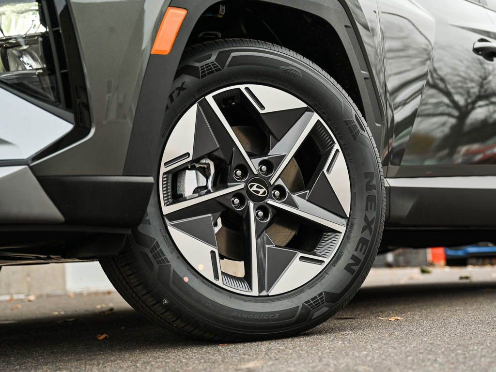 2026 Hyundai Tucson Hybrid SEL photo 3