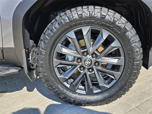 2025 Toyota Land Cruiser Base photo 16