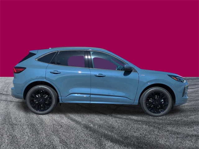 2026 Ford Escape ST-Line Elite photo 2