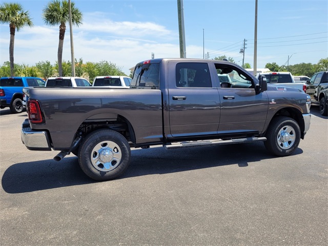 2025 Ram 2500 Tradesman photo 4
