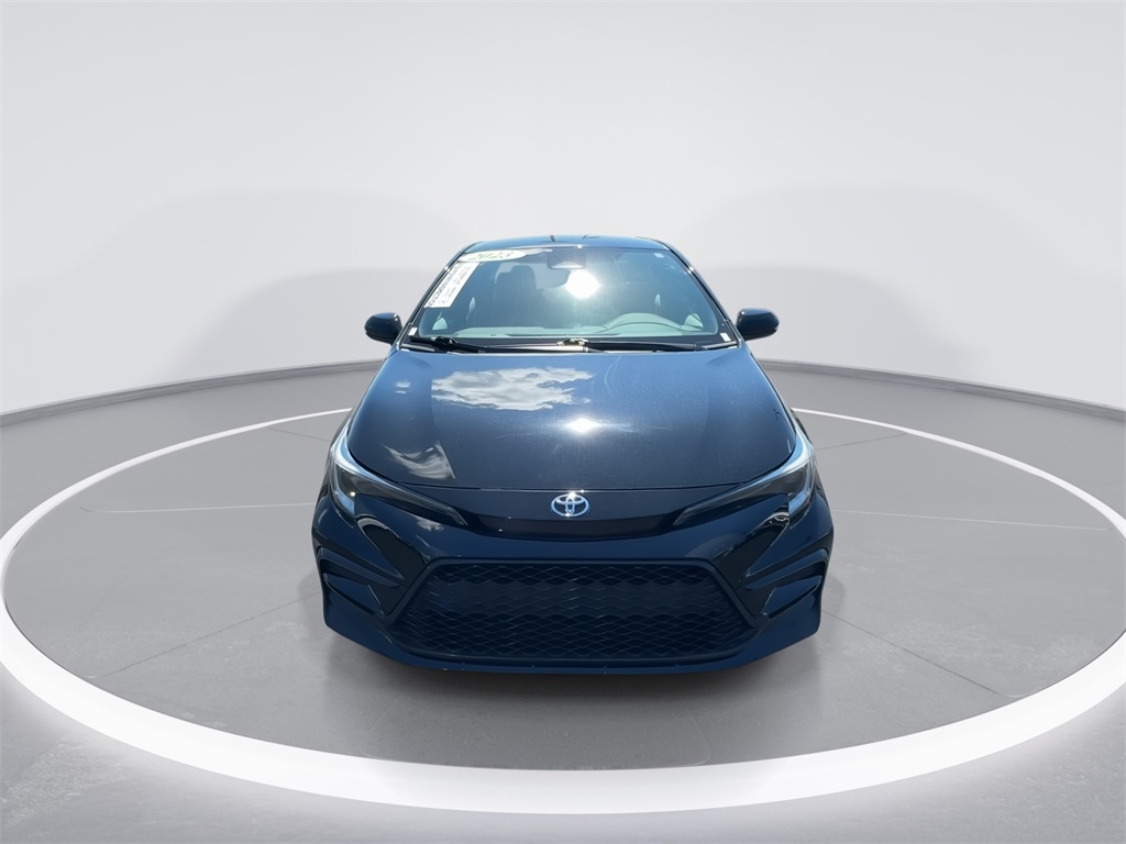 2023 Toyota Corolla SE photo 3