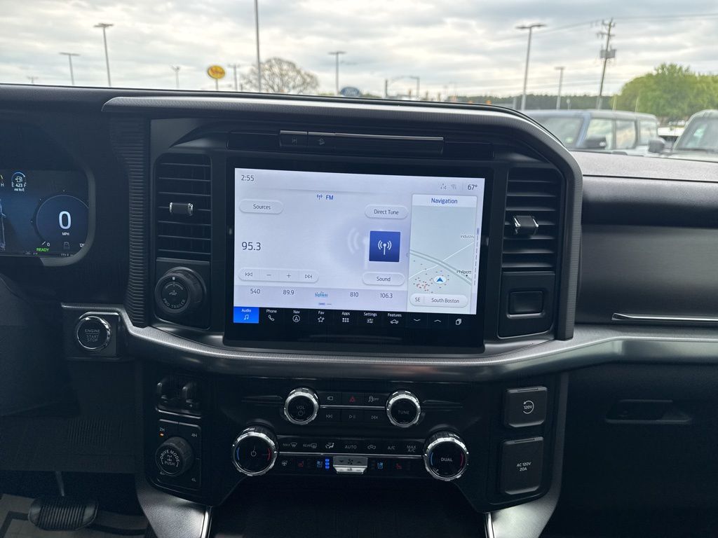 2025 Ford F-150 Platinum photo 30