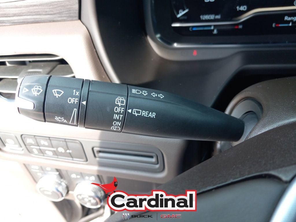 2024 Gmc Yukon XL SLT photo 27