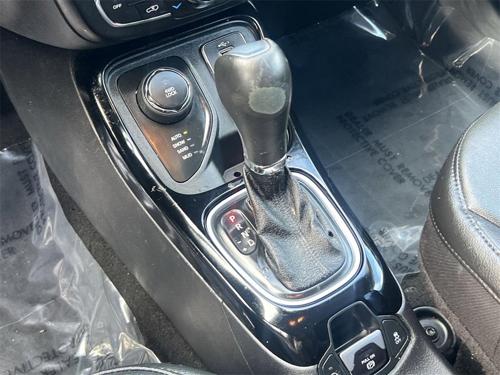 2021 Jeep Compass Altitude photo 14