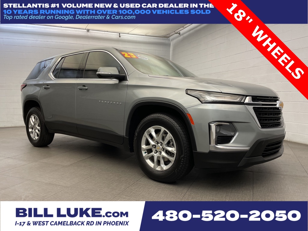 2023 Chevrolet Traverse LS's photo