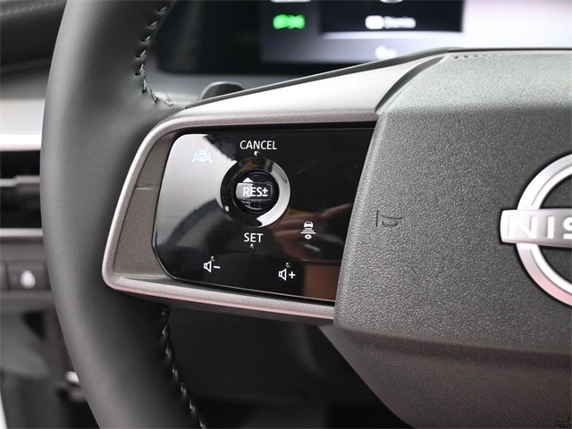 2025 Nissan Murano SL photo 2