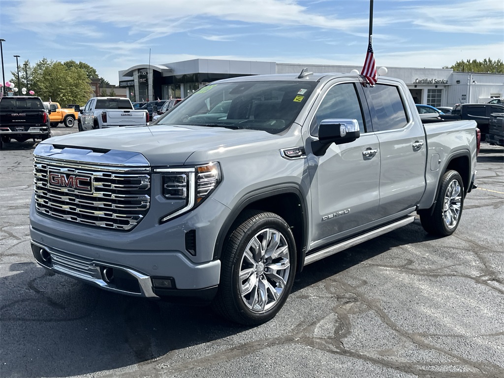 2025 GMC SIERRA - Image 4