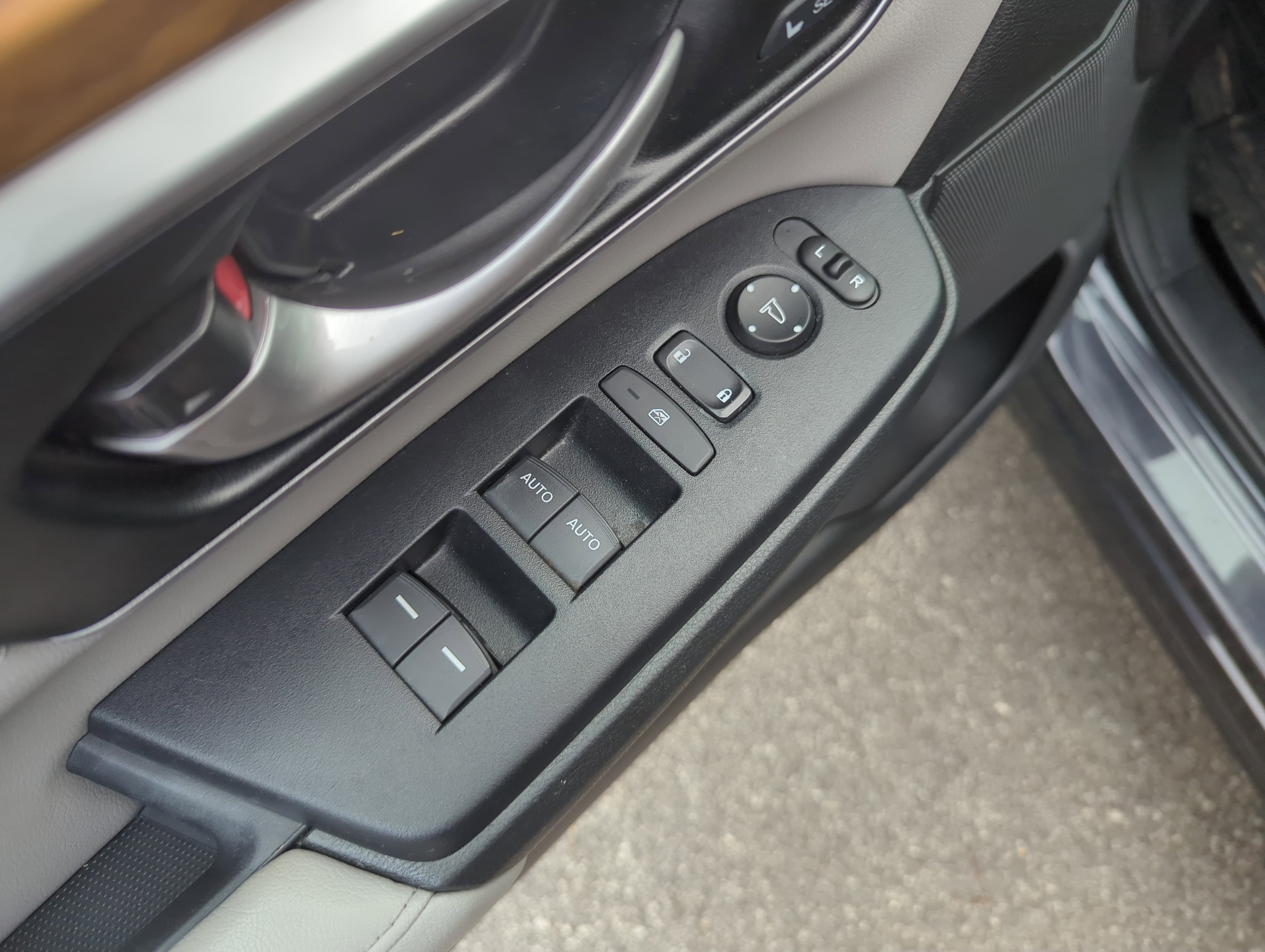 2019 Honda CR-V EX-L photo 11
