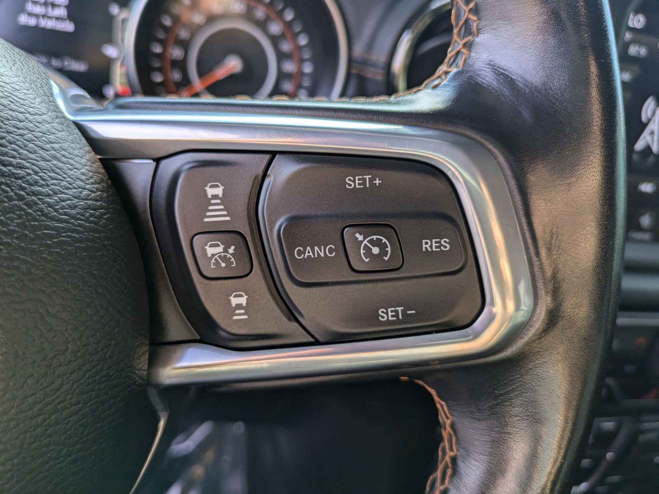 2021 Jeep Wrangler Unlimited Sahara High Altitude photo 16
