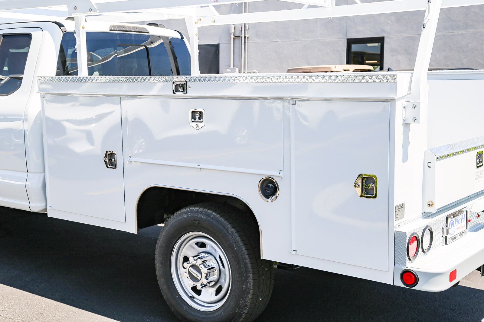 2025 Ford F-350 XL photo 9