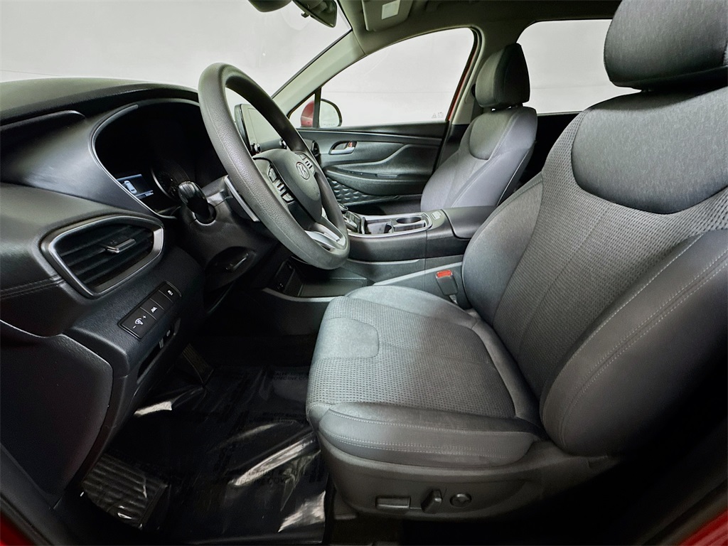 2022 Hyundai Santa Fe SEL photo 6