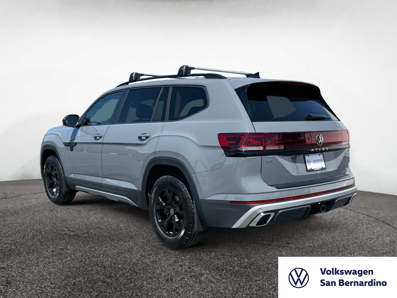 2026 Volkswagen Atlas Peak Edition SE photo 3