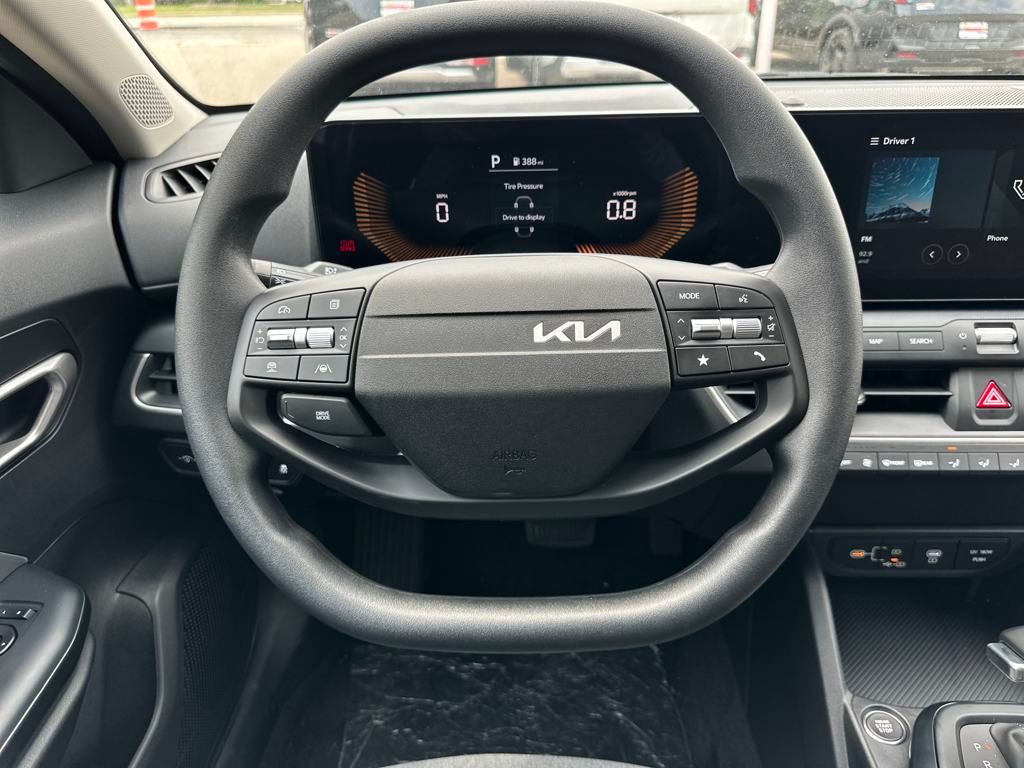 2025 Kia K4 LXS photo 15