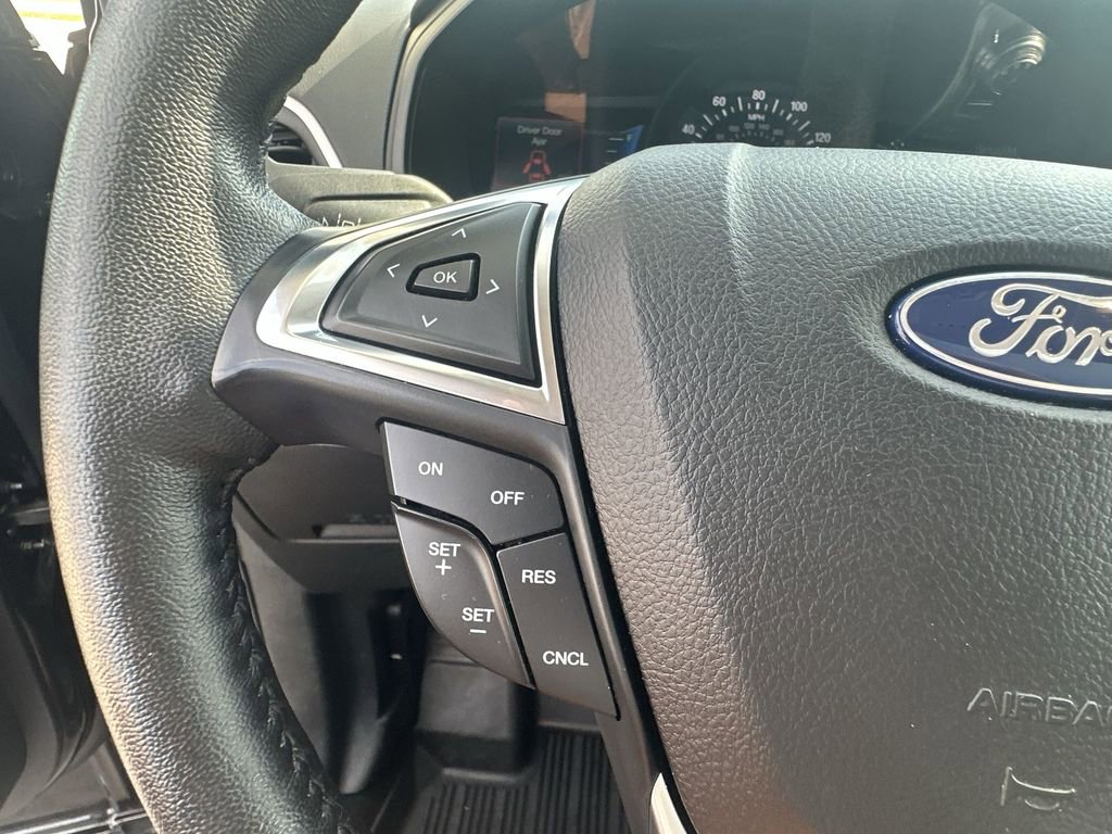 2023 Ford Edge SEL photo 33