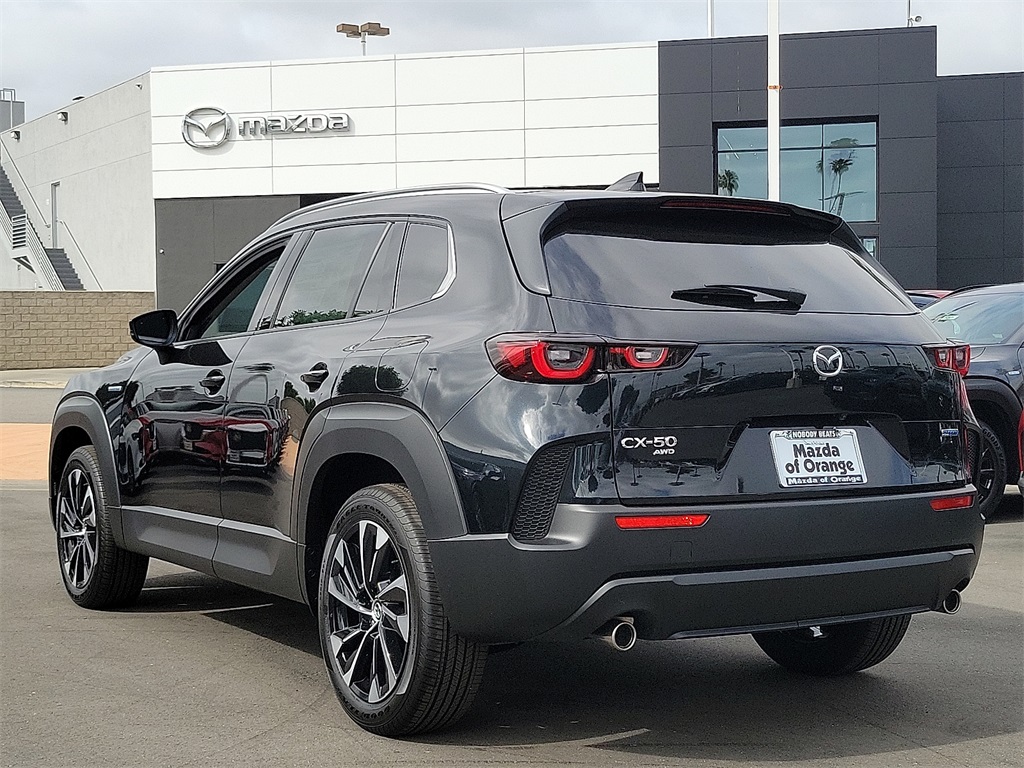 2025 Mazda CX-50 Premium Plus photo 3