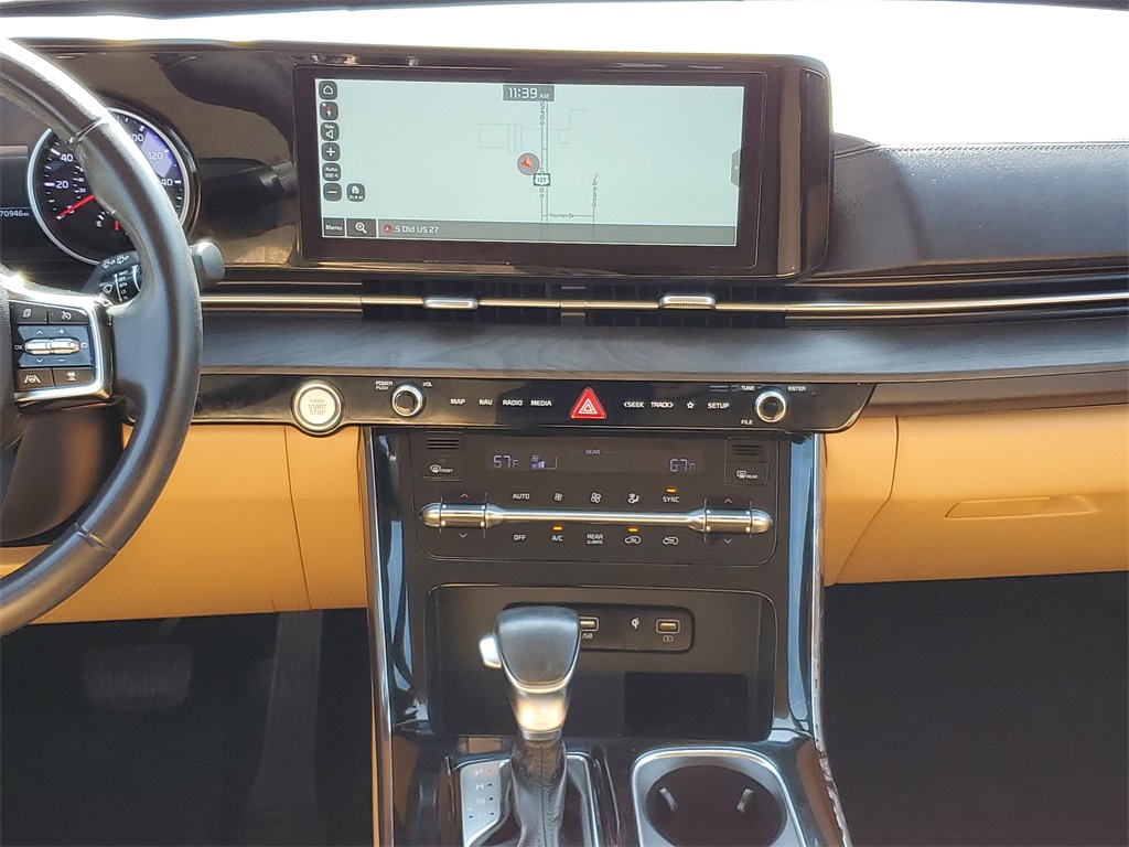 2022 Kia Carnival EX photo 22