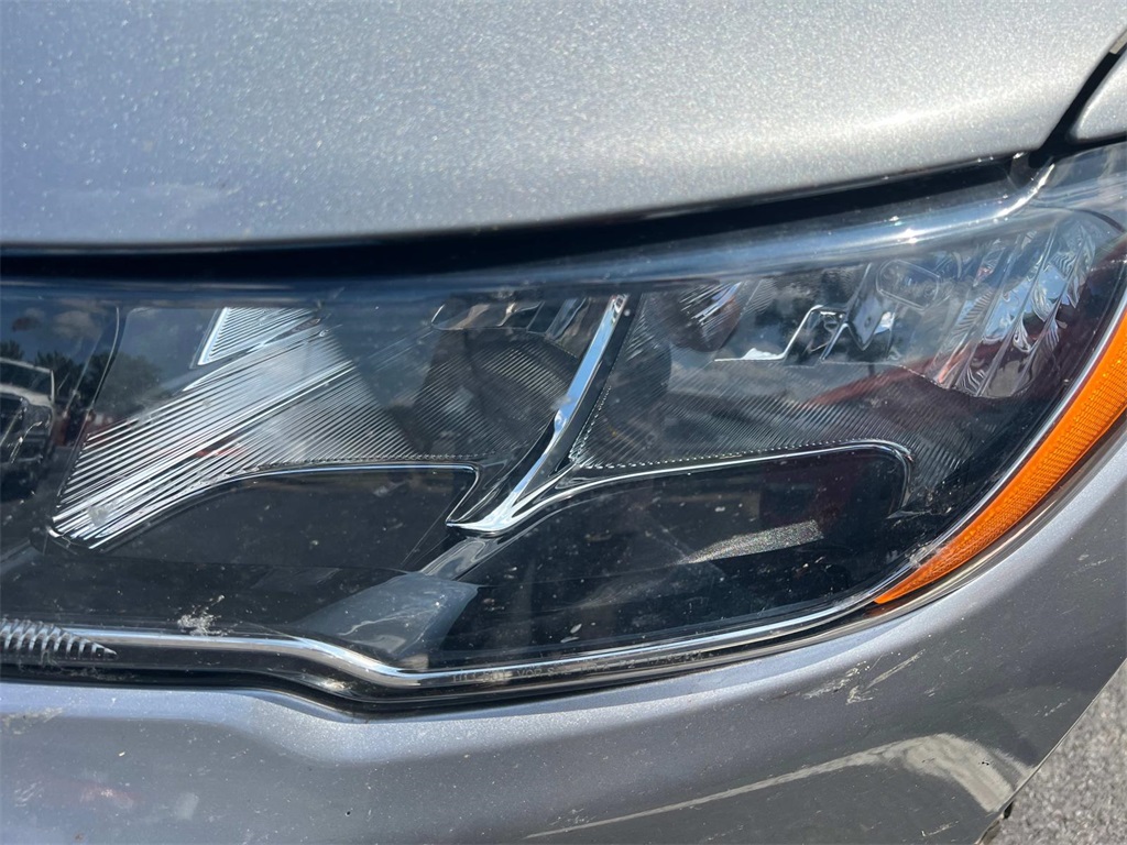 2021 Jeep Compass Latitude photo 2