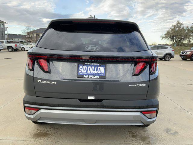 2026 Hyundai Tucson Hybrid SEL photo 3